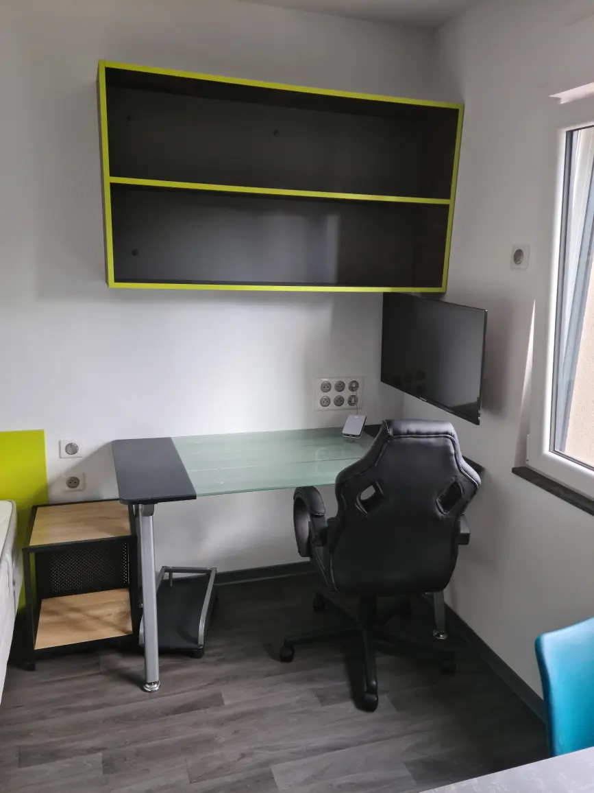 intérieur de studio équipé à montbeliard