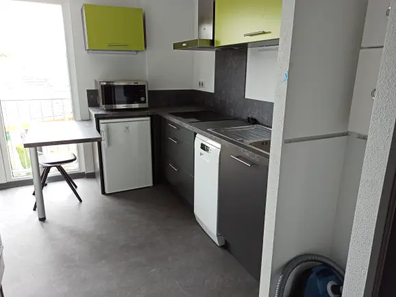 intérieur de studio équipé à montbeliard