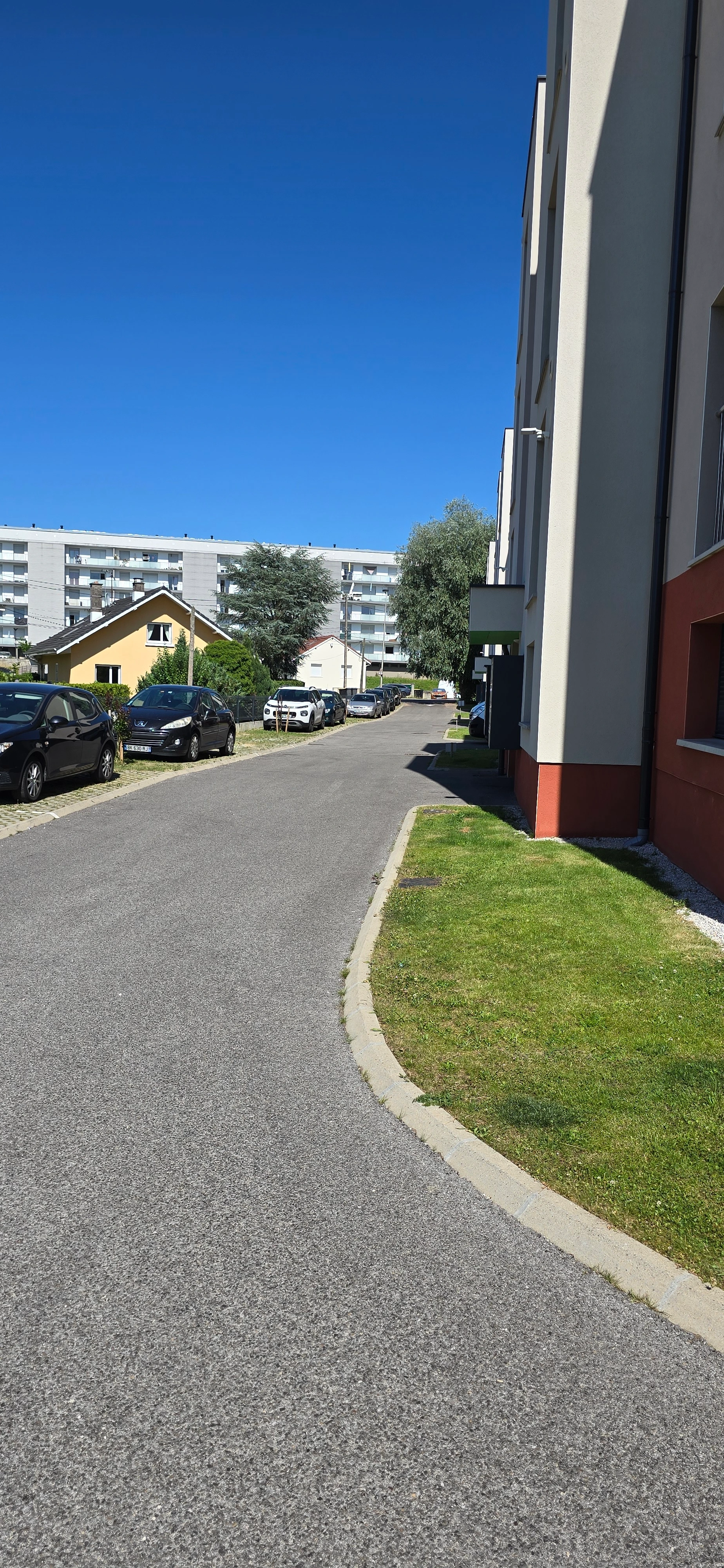 extérieur de la résidence étudiante à montbeliard